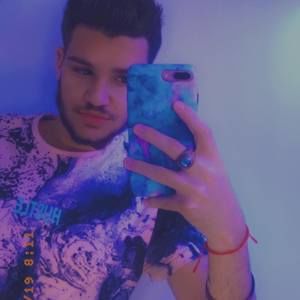 Meet your Posher, Christopher